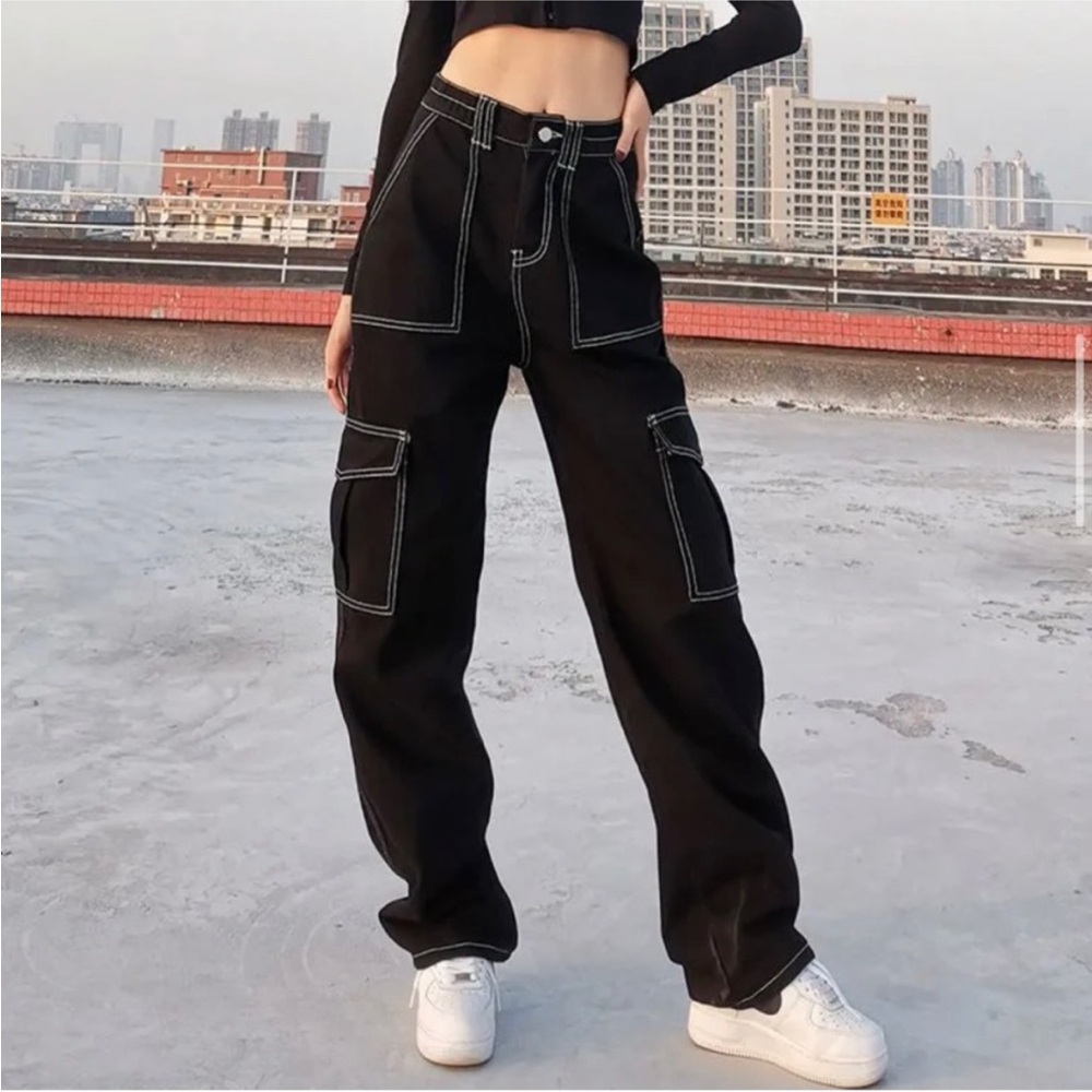 NWOT Nasty Gal Black Wide Leg Cargo Pants